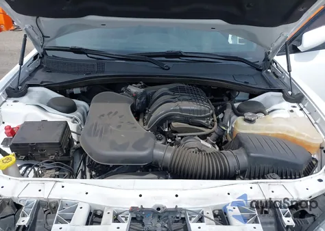 2022 Chrysler 300 S z USA, uszkodzony, nr VIN 2C3CCABG8NH259928